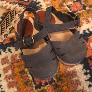 Mabo little girl clogs